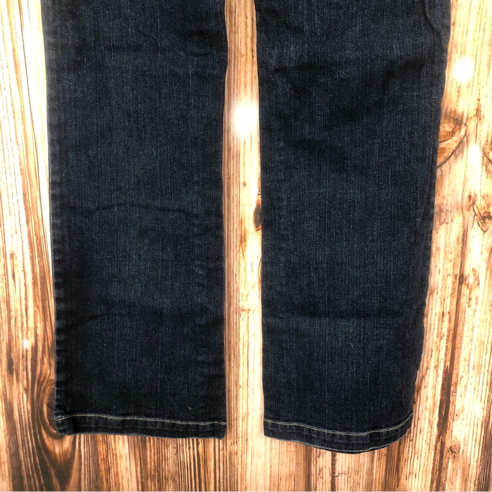 White House Black Market Blanc Dark Wash Embroidered Jeans - Picture 10 of 11